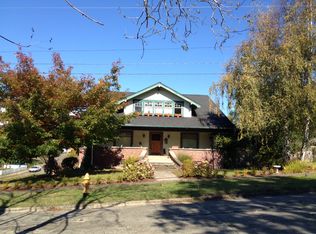 310 E 1st St, Coquille, OR 97423