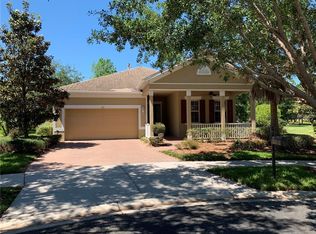 100 Crescent Moon Dr, Groveland, FL 34736