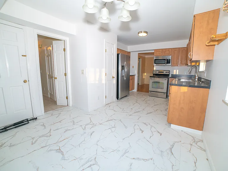 10159 Crosier Ln — Photo 6