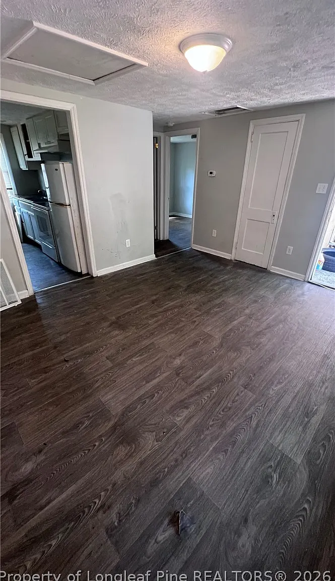 1 bed, 1.0 bath, 800 sqft, $715 — Photo 3