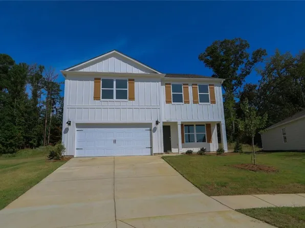 4517 Bluestem Ln, Northport, AL 35473