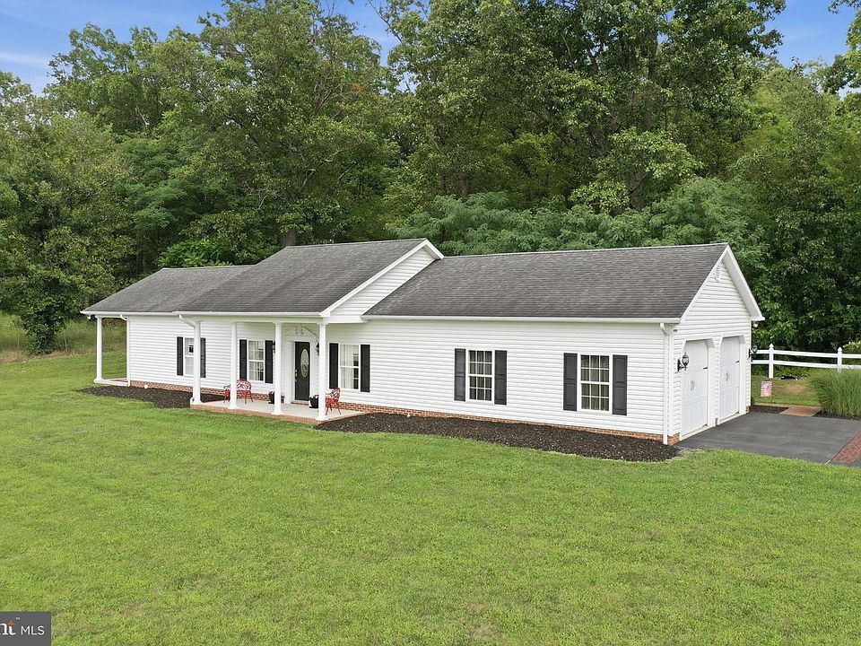 1st image of 211 Marple Rd