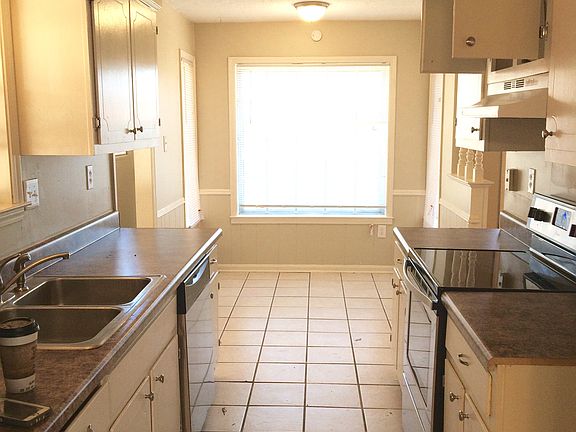 5th image of 3332 Hulon St