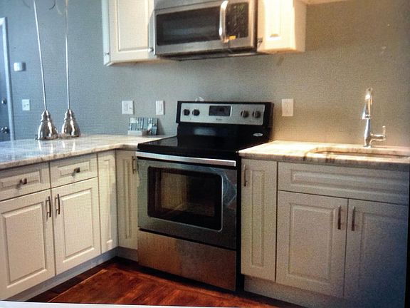 3rd image of 105 Essex St #2