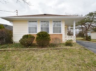 10 Niagara Dr, Toms River, NJ