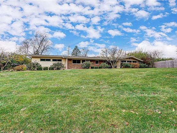 2nd image of 5325 Denise Dr