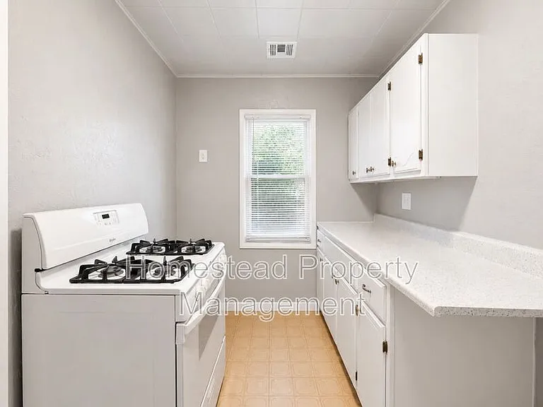 205 N Key Blvd — Photo 5