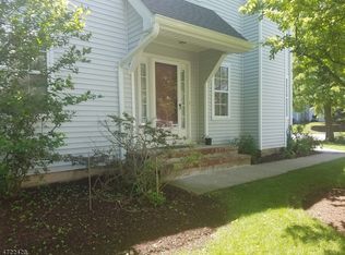 31 Weatherhill Rd #1401, Hamburg, NJ 07419