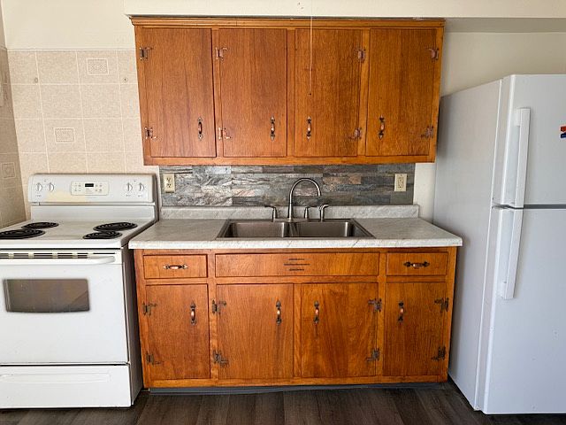 1st image of 540 Imo Dr APT 2