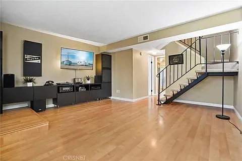 24307 La Glorita Cir — Photo 2