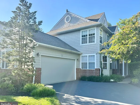 540 Palmer Farm Dr, Yardley, PA 19067