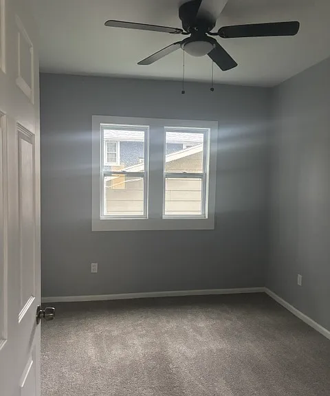 1306 Caroline Ave — Photo 5