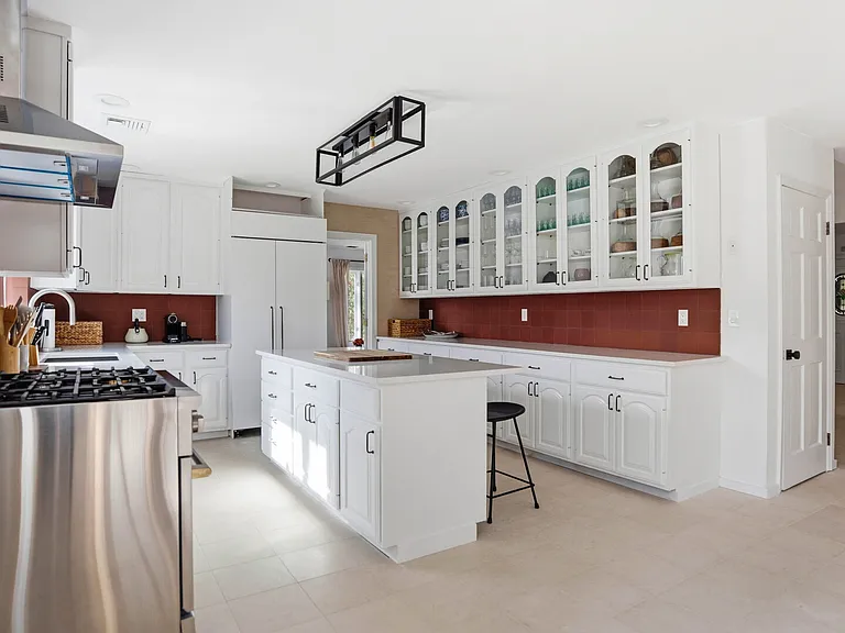 66 Hog Creek Rd — Photo 11