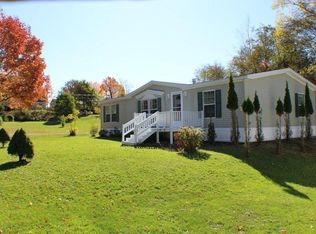 17 Pleasant St, Calais, ME 04619