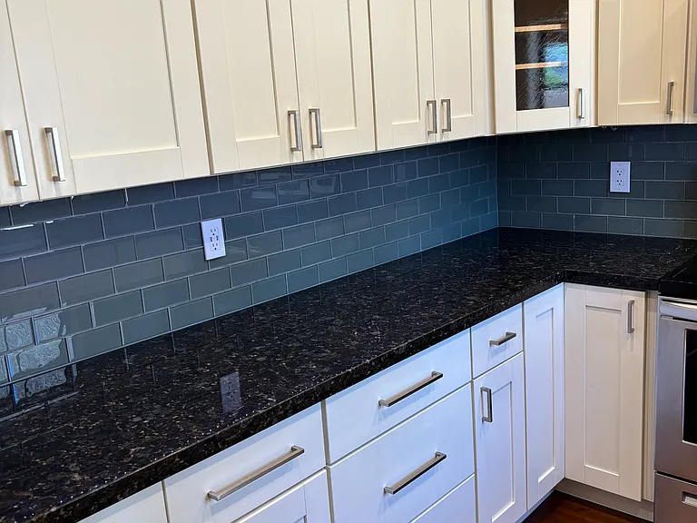 8460 E Malcomb Dr — Photo 3