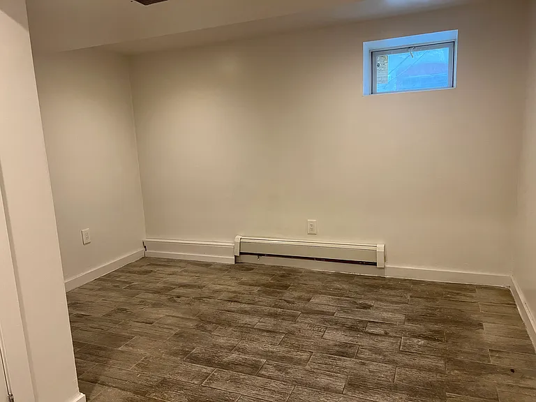 215 Highland Blvd #G — Photo 10