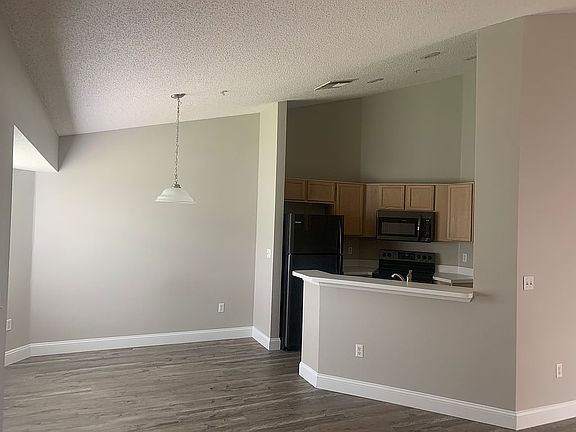 2nd image of 1212 N Fairway Dr #1212