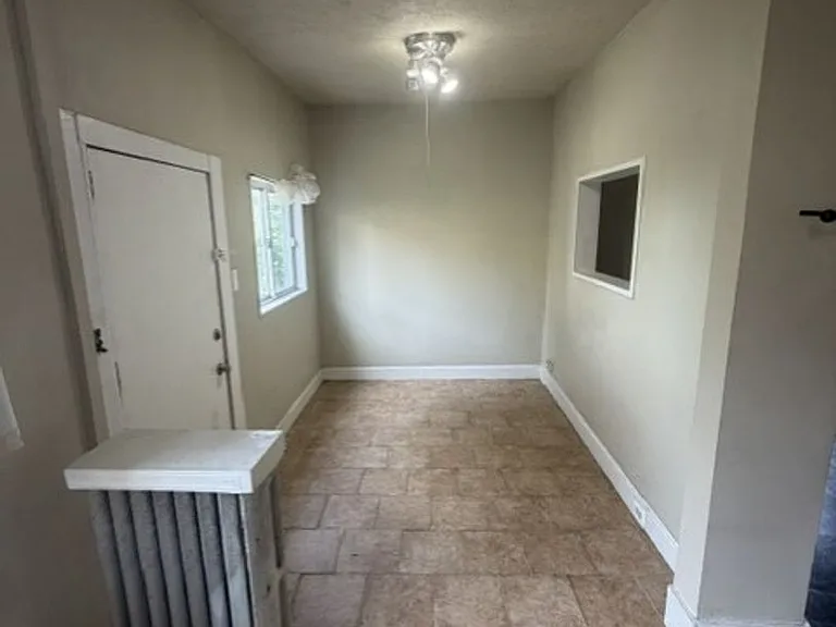75 Craighead St — Photo 15
