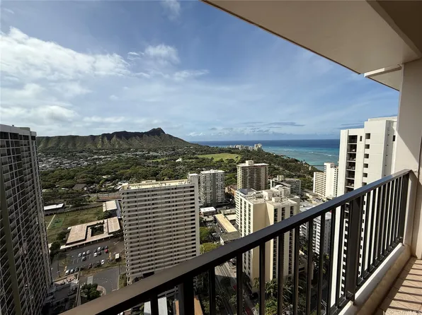 201 Ohua Ave #3709-I, Honolulu, HI 96815