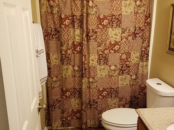 4th image of 213 Lee Road 2040