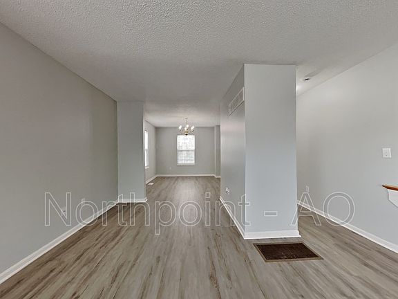 2nd image of 4215 Woodland Ave