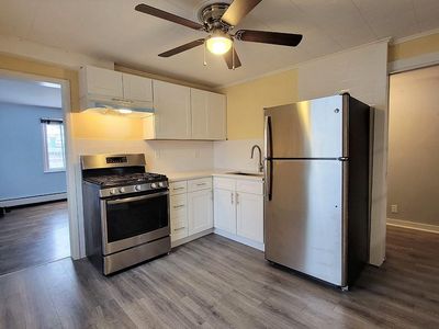 542 Pearl Harbor St, Bridgeport, CT, 06610