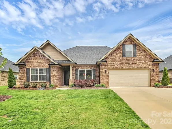 5315 Sustar Dr, Monroe, NC 28110