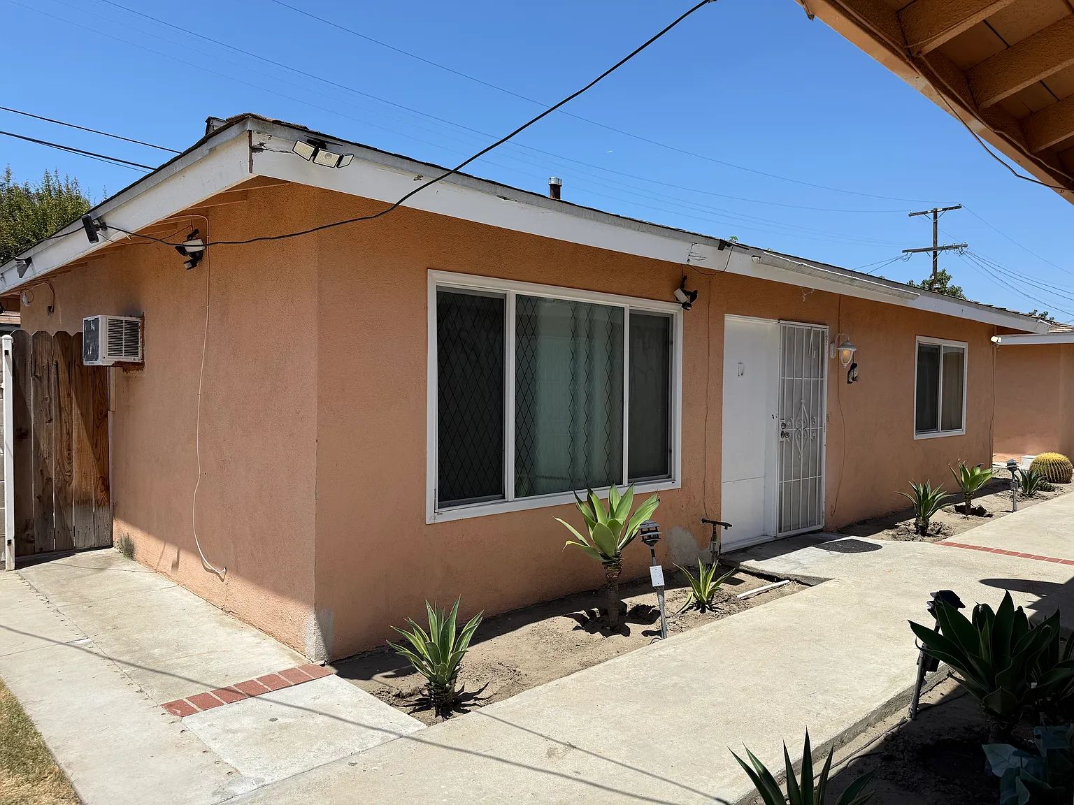 2 bed, 925 sqft, $2,500 — Photo 3