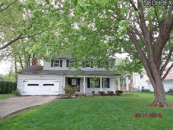 2nd image of 26615 Fairfax Ln