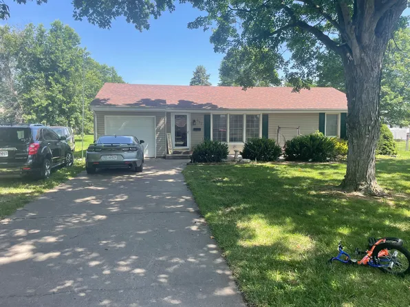 417 North Dr, Marshall, MO 65340
