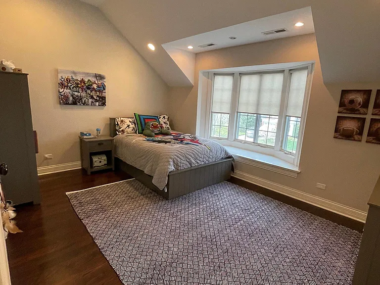 2411 Greenwood Ave — Photo 16