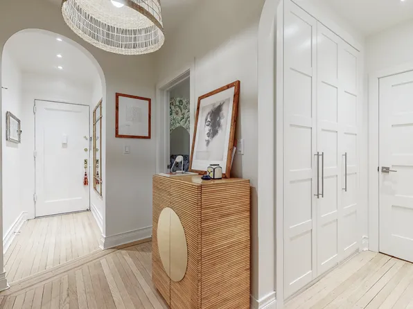 150 Burns Street image 7 of 27