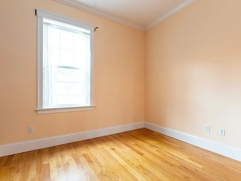 9 Everett Ave #2 — Photo 30