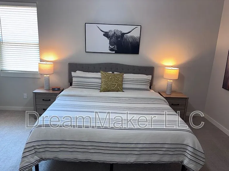 2819 Clifton Ter — Photo 11