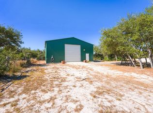 2122 Prairie Rd, Rockport, TX 78382