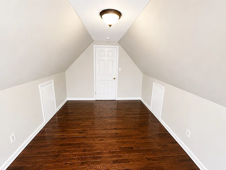 320-322 Kerrigan Blvd #3 — Photo 5
