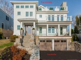 68 Holliston St, Quincy, MA 02169