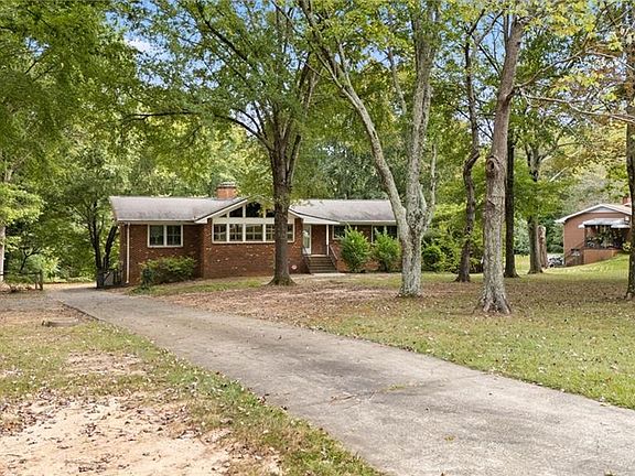 4th image of 4741 Pine Hall Rd