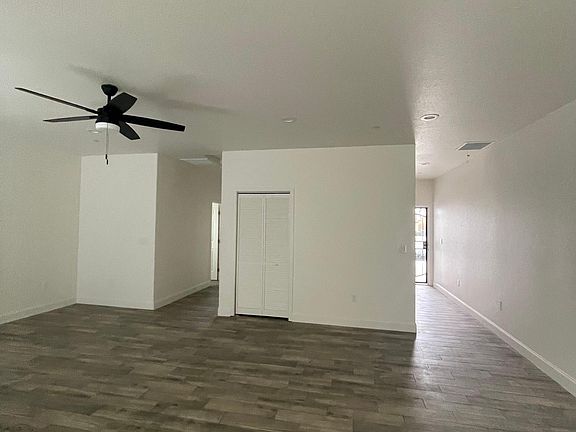 3rd image of 3240 Nashville Ct