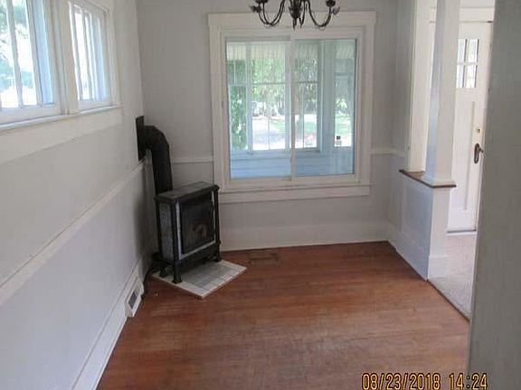 4th image of 2131 Woodward Ave