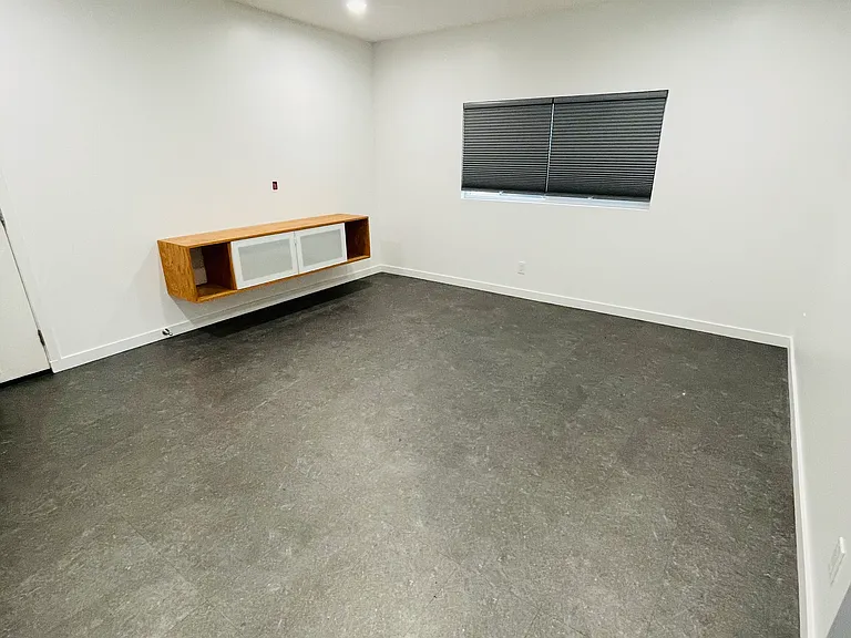 1200 Taft St — Photo 3