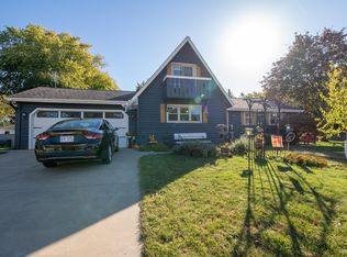 1315 Parkside Ct, Oshkosh, WI 54901