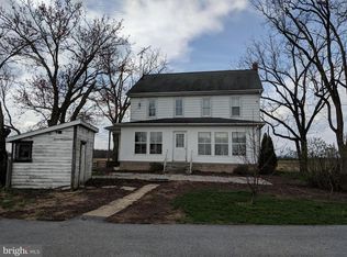 25 Pond Bank Rd, Gettysburg, PA 17325