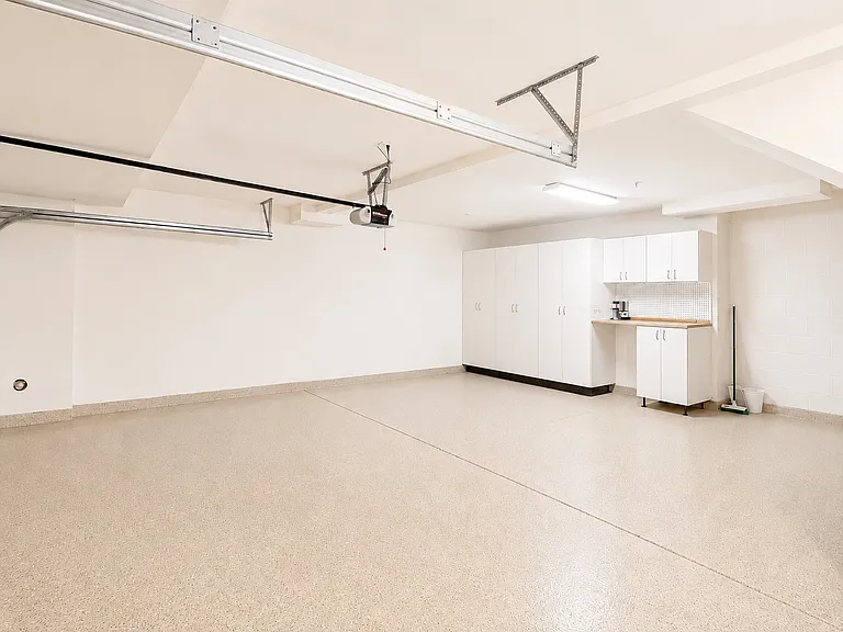 827 Terrace Ln E #10 — Photo 28