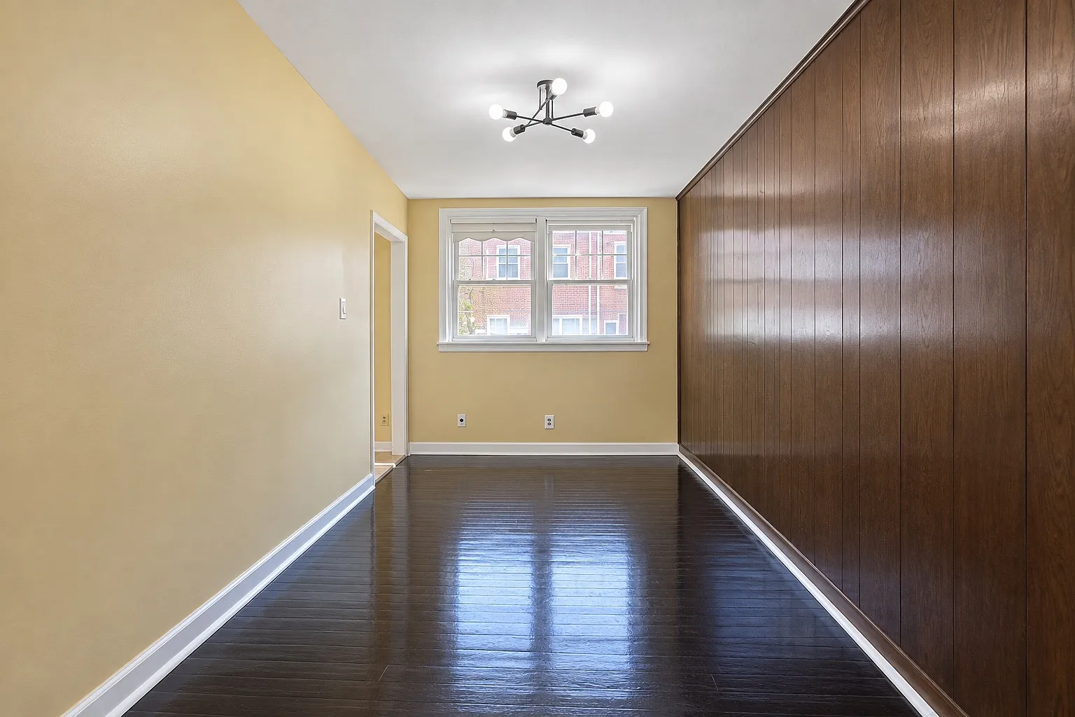 3 bed, $1,800 — Photo 3