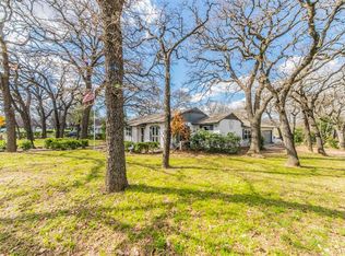 1900 Tierney Rd, Fort Worth, TX 76112