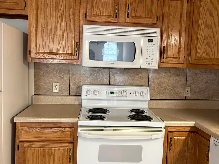 20892 Deer Run Dr #B — Photo 6