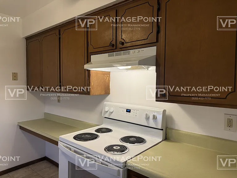 1910 Preble Ave #3 — Photo 7
