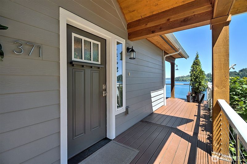 4th image of 371 SE Kamilche Shores Road