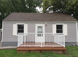 1515 Southlawn Dr, Des Moines, IA 50315